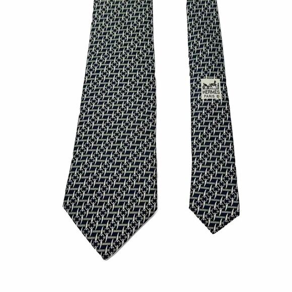 HERMES Tie Necktie Silk Handmade Tusk Chain Link Pattern 7043Dark Blue Beige - Picture 1 of 6